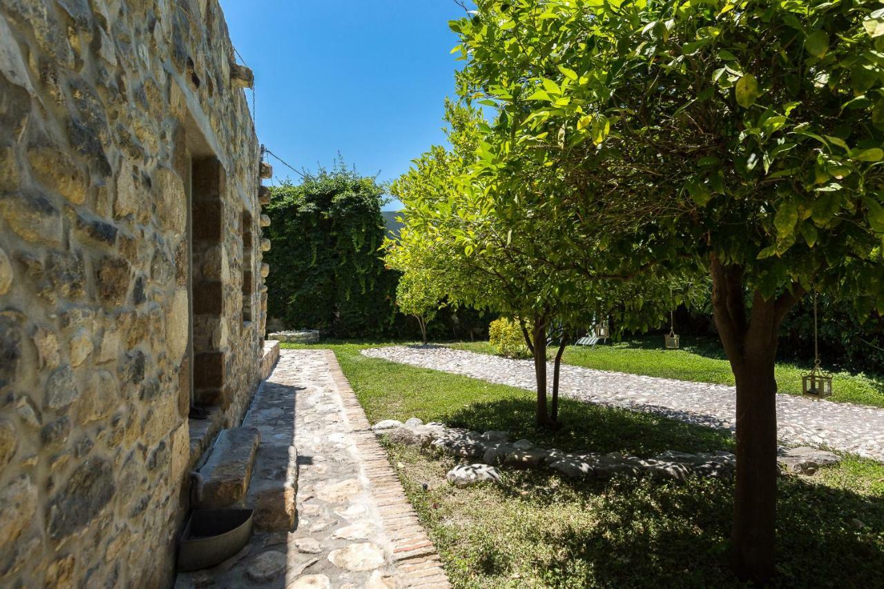 Muazzo Creta Stone House, Nature Escape With Pool, By Thinkvilla Pigí Exterior foto